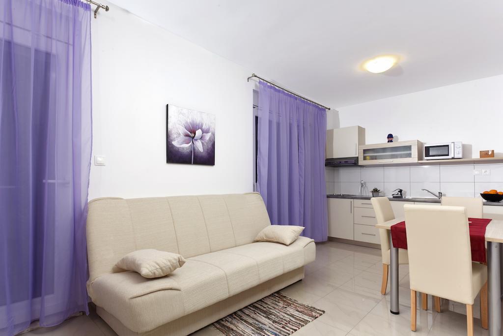 Apartments Bella Podstrana Habitación foto