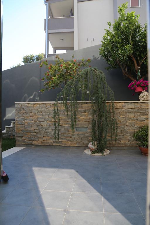 Apartments Bella Podstrana Exterior foto
